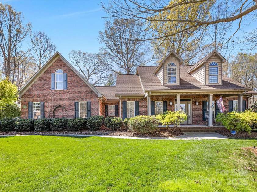 153 Stafford Estates Drive, Salisbury, NC 28146.  MLS# CAR4240381, YatesRealty ID 4506. Welcome home