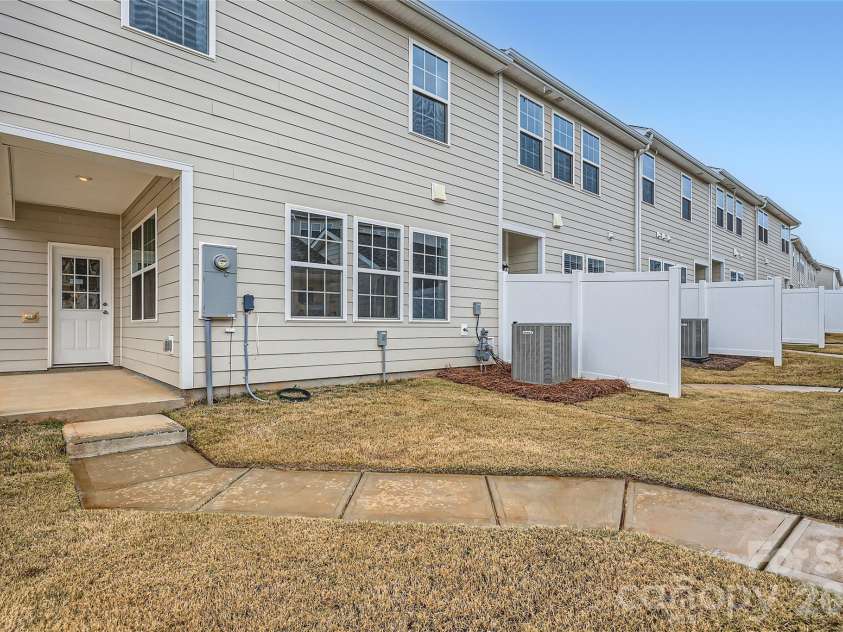 941 Cobbled Way, Fort Mill, SC 29715.  MLS# CAR4348916, YatesRealty ID 4506. 