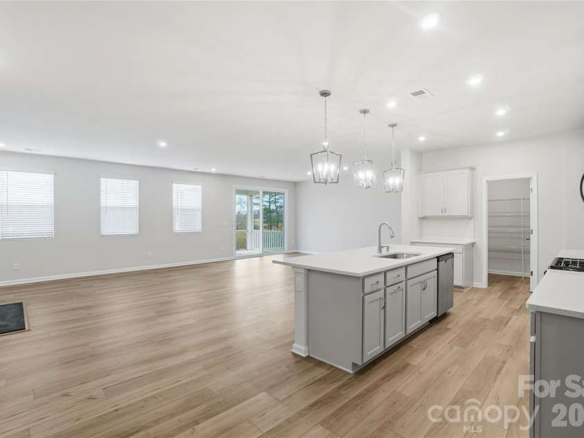 1306 Honey Trail, Monroe, NC 28110.  MLS# CAR4413947, YatesRealty ID 45063. Kitchen/gathering room