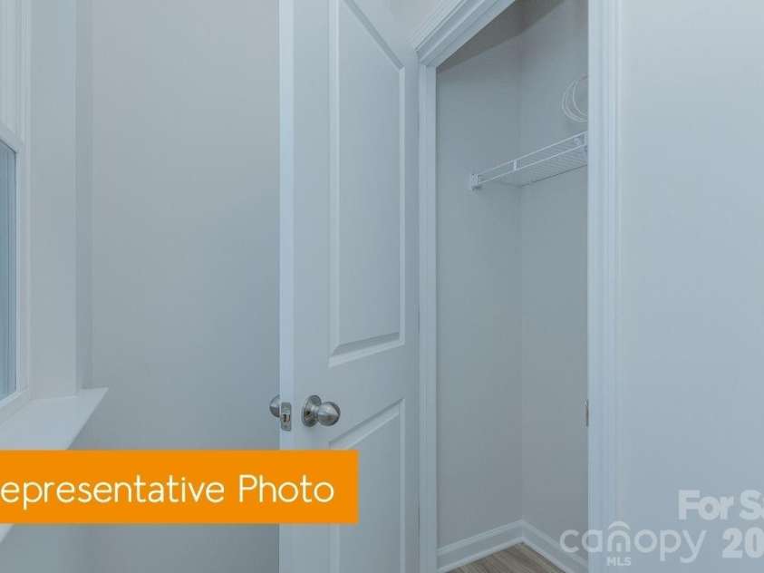5710 Ringneck Road, Charlotte, NC 28216.  MLS# CAR4414001, YatesRealty ID 45064. Entry closet