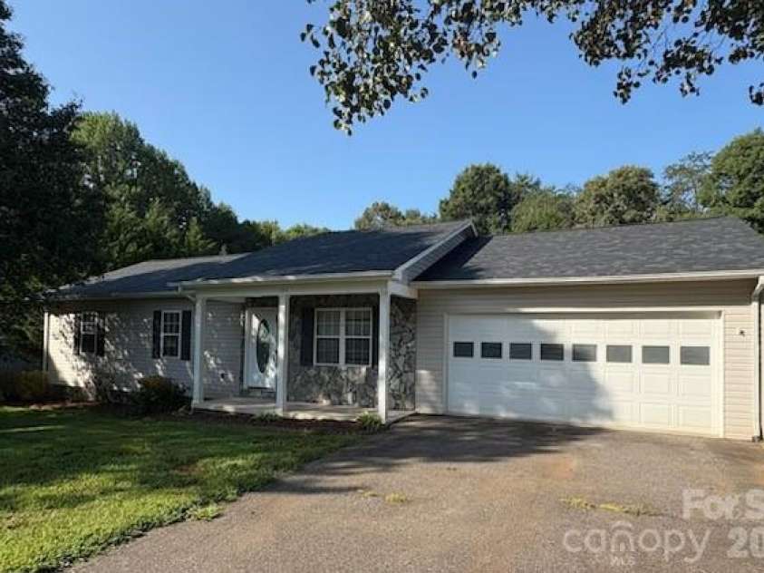 150 Pattys Place, Stony Point, NC 28678.  MLS# CAR4414869, YatesRealty ID 45065. 