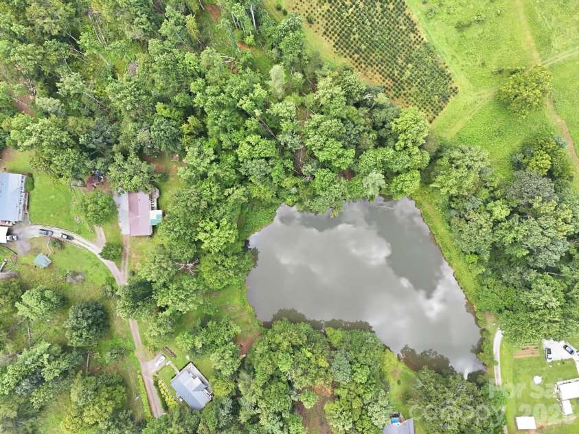 428 Hoot Owl Road, Spruce Pine, NC 28777.  MLS# CAR4413253, YatesRealty ID 45066. 
