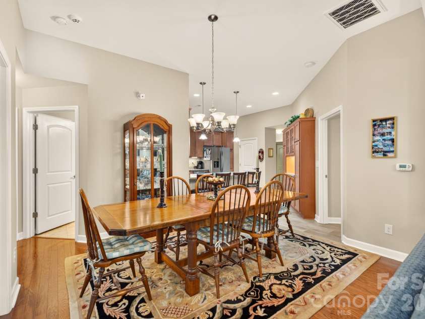 128 Lone Oak Circle, Rock Hill, SC 29732.  MLS# CAR4415274, YatesRealty ID 45067. Dining Area