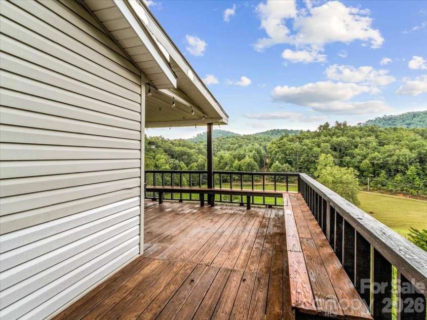 427 Big Brush Creek Road, Green Mountain, NC 28740.  MLS# CAR4415308, YatesRealty ID 45069. 