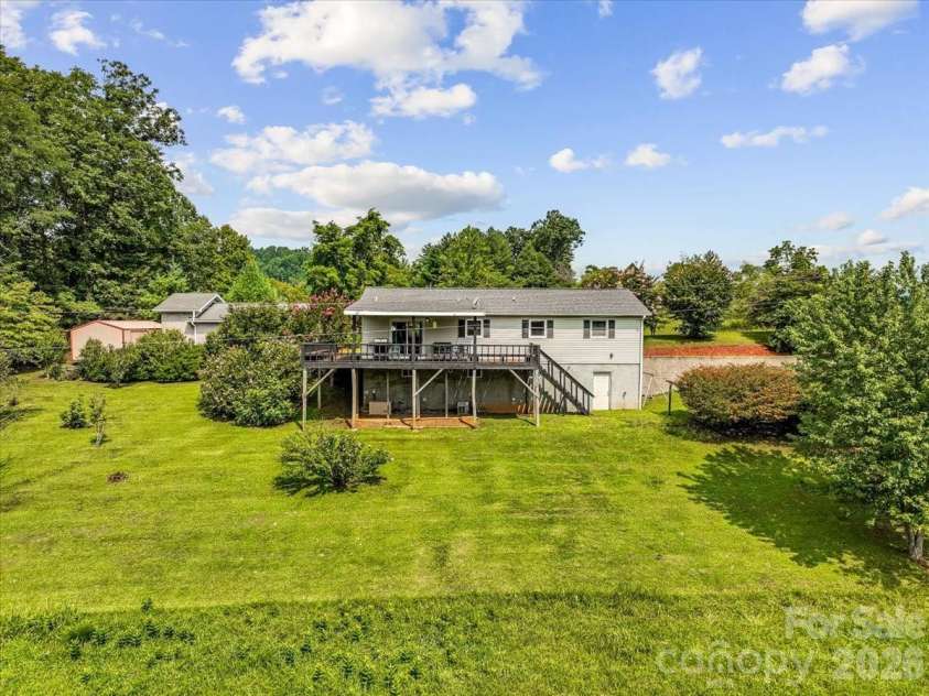 427 Big Brush Creek Road, Green Mountain, NC 28740.  MLS# CAR4415308, YatesRealty ID 45069. 