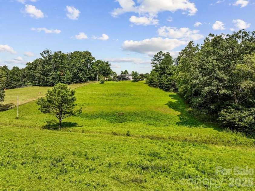 427 Big Brush Creek Road, Green Mountain, NC 28740.  MLS# CAR4415308, YatesRealty ID 45069. 