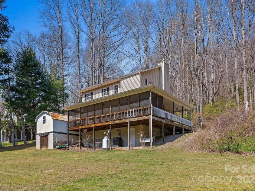333 Laurel Branch Road, Maggie Valley, NC 28751.  MLS# CAR4242992, YatesRealty ID 4507. 