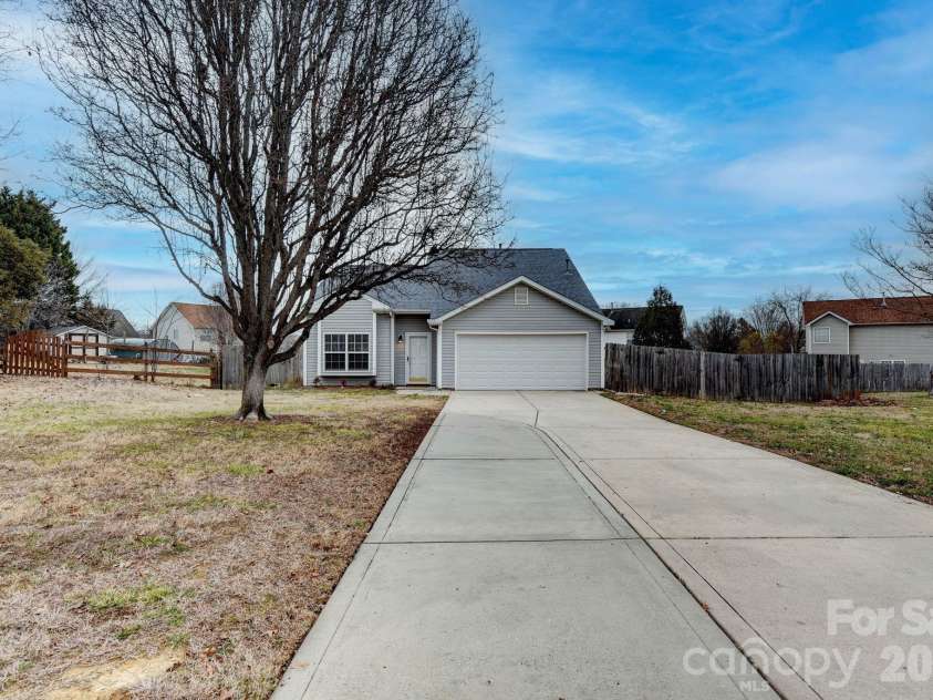 4700 Pickford Court, Monroe, NC 28110.  MLS# CAR4343885, YatesRealty ID 4507. 