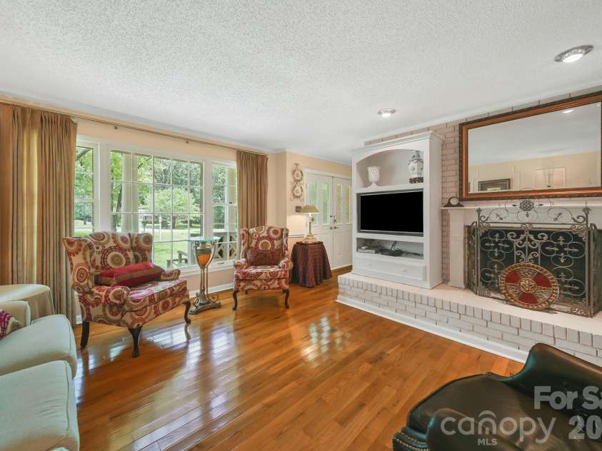 1981 Crestwood Lane, Clover, SC 29710.  MLS# CAR4404563, YatesRealty ID 45071. 