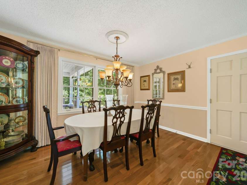 1981 Crestwood Lane, Clover, SC 29710.  MLS# CAR4404563, YatesRealty ID 45071. 
