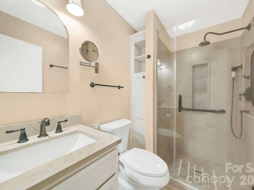 1981 Crestwood Lane, Clover, SC 29710.  MLS# CAR4404563, YatesRealty ID 45071. 