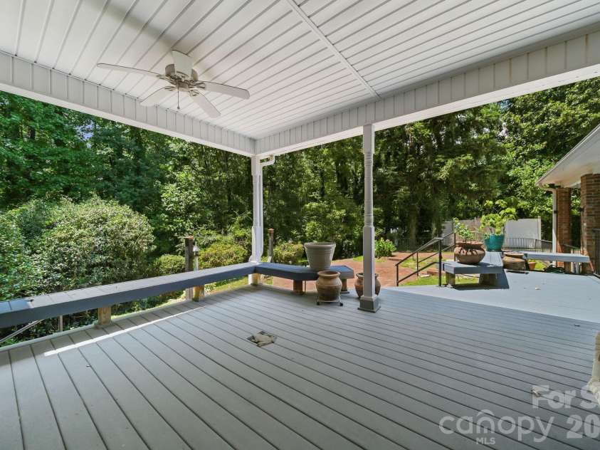 1981 Crestwood Lane, Clover, SC 29710.  MLS# CAR4404563, YatesRealty ID 45071. 