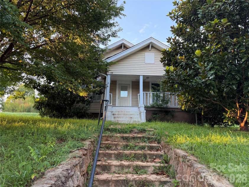 77 Archer Street, Granite Falls, NC 28630.  MLS# CAR4413309, YatesRealty ID 45072. 