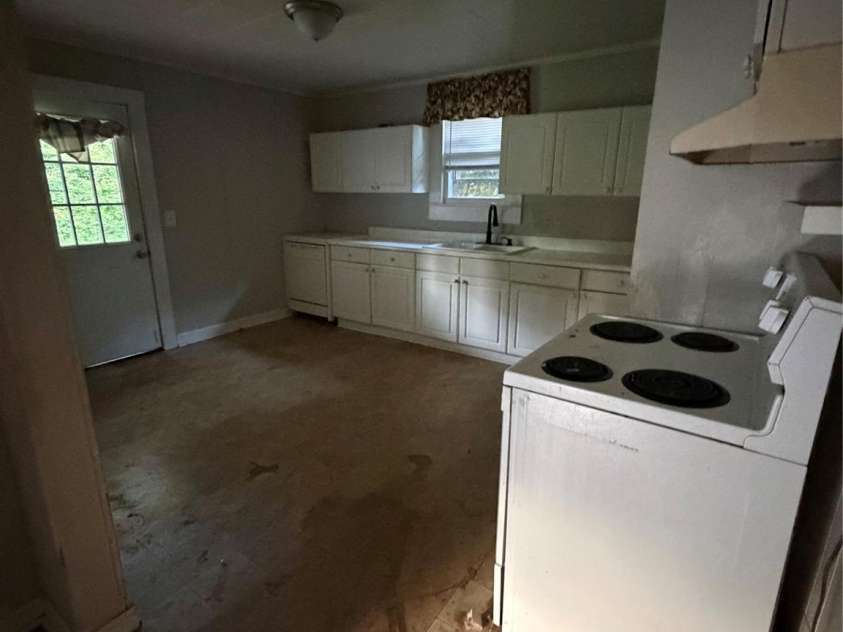 77 Archer Street, Granite Falls, NC 28630.  MLS# CAR4413309, YatesRealty ID 45072. 