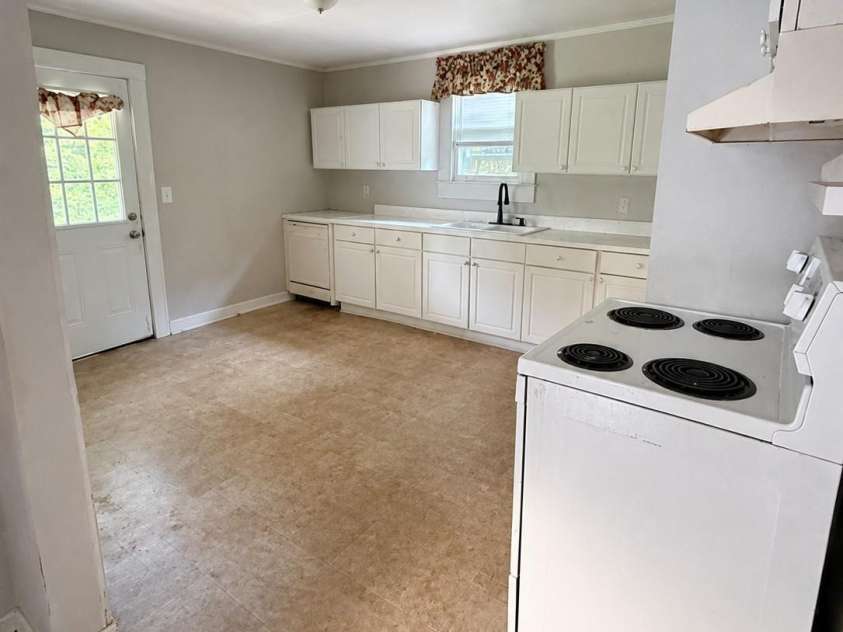 77 Archer Street, Granite Falls, NC 28630.  MLS# CAR4413309, YatesRealty ID 45072. 