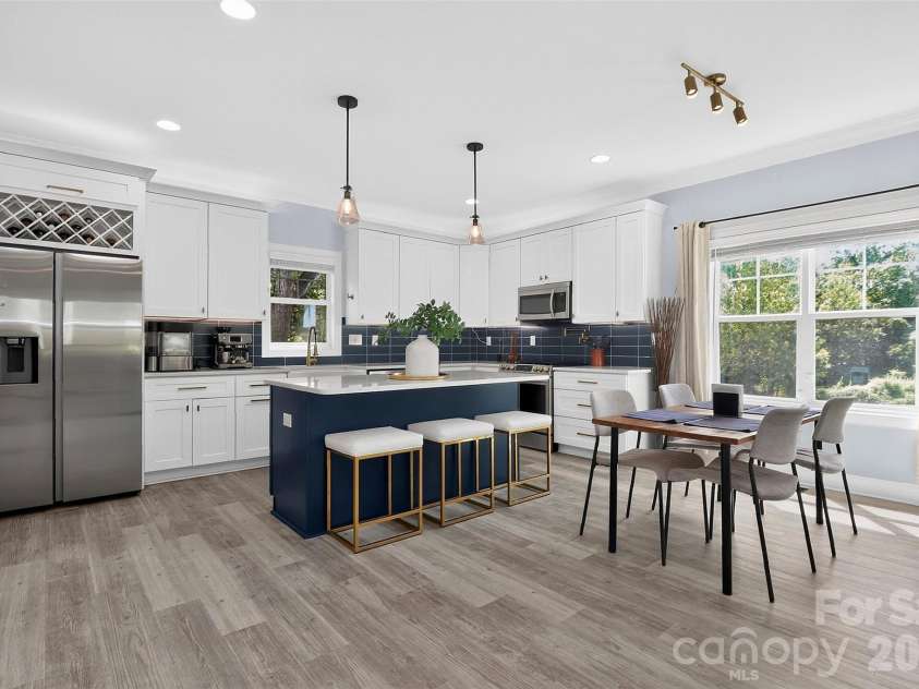 3039 Palm Avenue, Charlotte, NC 28205.  MLS# CAR4406774, YatesRealty ID 45074. 