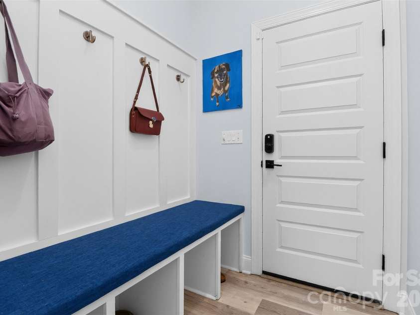 3039 Palm Avenue, Charlotte, NC 28205.  MLS# CAR4406774, YatesRealty ID 45074. 
