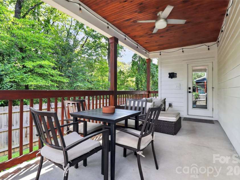 3039 Palm Avenue, Charlotte, NC 28205.  MLS# CAR4406774, YatesRealty ID 45074. 