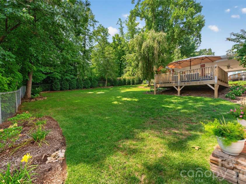 1053 20th Avenue, Hickory, NC 28601.  MLS# CAR4415459, YatesRealty ID 45075. 