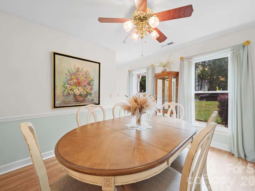 2527 Heathershire Lane, Matthews, NC 28105.  MLS# CAR4410552, YatesRealty ID 45077. Dining Room