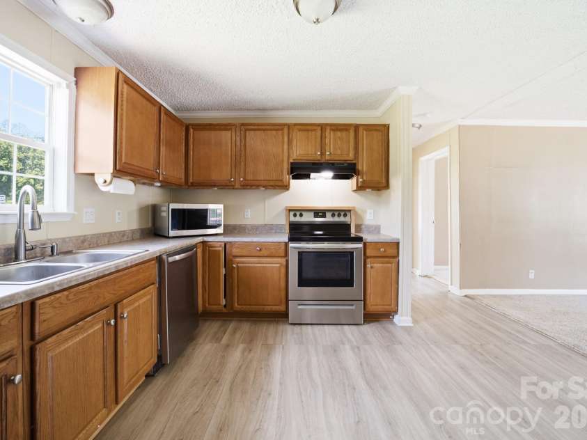 3009 Drake Drive, Stanley, NC 28164.  MLS# CAR4415318, YatesRealty ID 45079. 