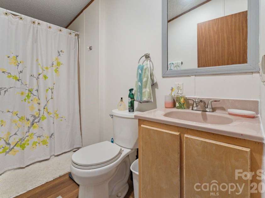 172 Baxter Way, Forest City, NC 28043.  MLS# CAR4414206, YatesRealty ID 45080. 