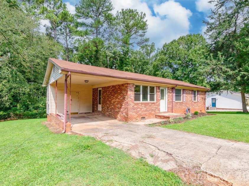 4109 Little Mountain Road, Gastonia, NC 28056.  MLS# CAR4415489, YatesRealty ID 45081. 