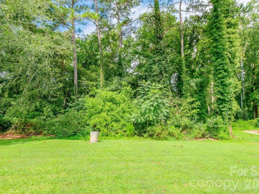 4109 Little Mountain Road, Gastonia, NC 28056.  MLS# CAR4415489, YatesRealty ID 45081. 
