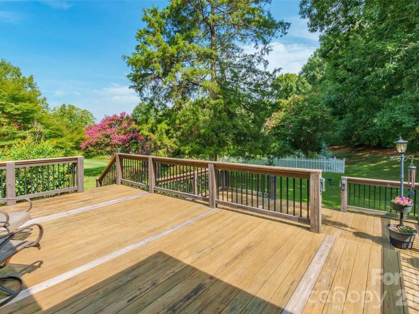 4711 Sherborne Drive, Harrisburg, NC 28075.  MLS# CAR4415829, YatesRealty ID 45082. 