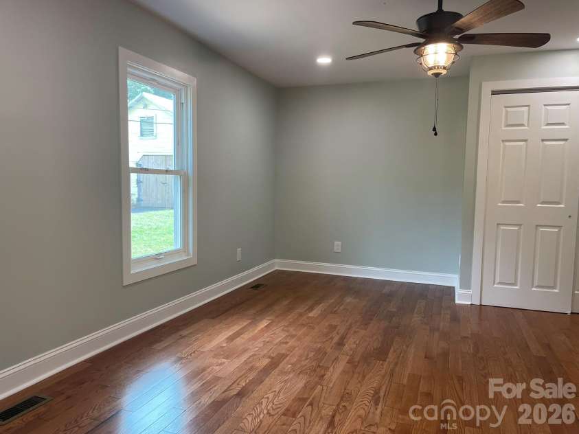 200 White Street, Morganton, NC 28655.  MLS# CAR4414801, YatesRealty ID 45084. 