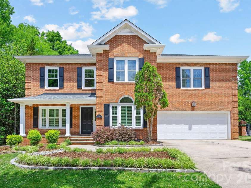 5232 Colony Road, Charlotte, NC 28226.  MLS# CAR4411810, YatesRealty ID 45085. 