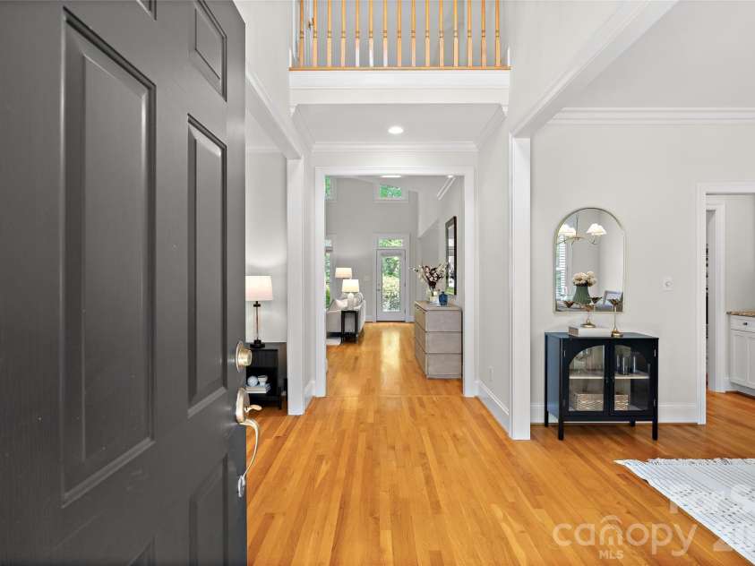 5232 Colony Road, Charlotte, NC 28226.  MLS# CAR4411810, YatesRealty ID 45085. 