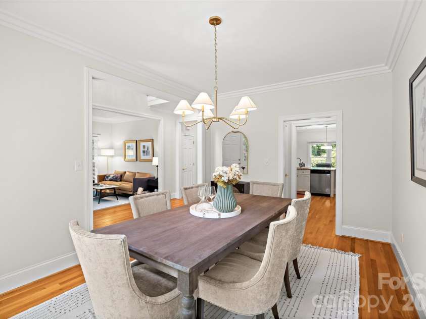 5232 Colony Road, Charlotte, NC 28226.  MLS# CAR4411810, YatesRealty ID 45085. 