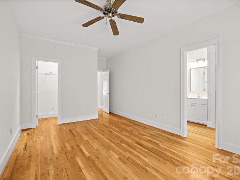 5232 Colony Road, Charlotte, NC 28226.  MLS# CAR4411810, YatesRealty ID 45085. 