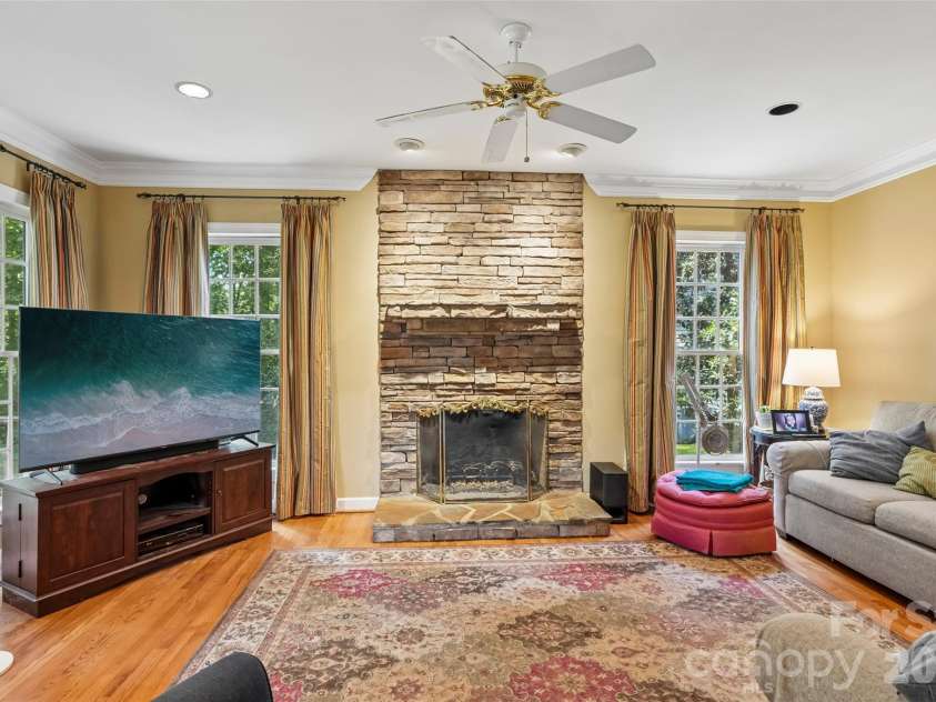 8808 Blooming Arbor Street, Huntersville, NC 28078.  MLS# CAR4423679, YatesRealty ID 45088. 