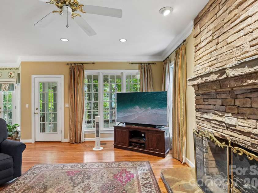 8808 Blooming Arbor Street, Huntersville, NC 28078.  MLS# CAR4423679, YatesRealty ID 45088. 