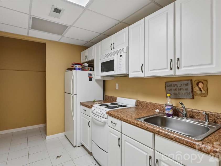 8808 Blooming Arbor Street, Huntersville, NC 28078.  MLS# CAR4423679, YatesRealty ID 45088. 