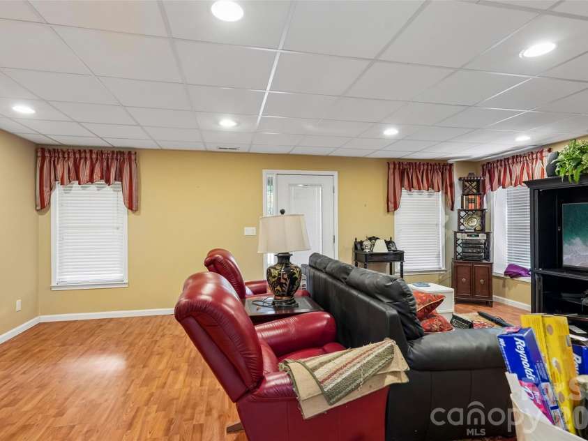 8808 Blooming Arbor Street, Huntersville, NC 28078.  MLS# CAR4423679, YatesRealty ID 45088. 