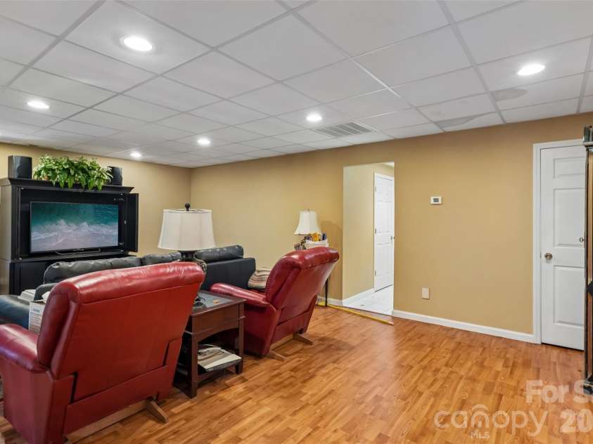 8808 Blooming Arbor Street, Huntersville, NC 28078.  MLS# CAR4423679, YatesRealty ID 45088. 