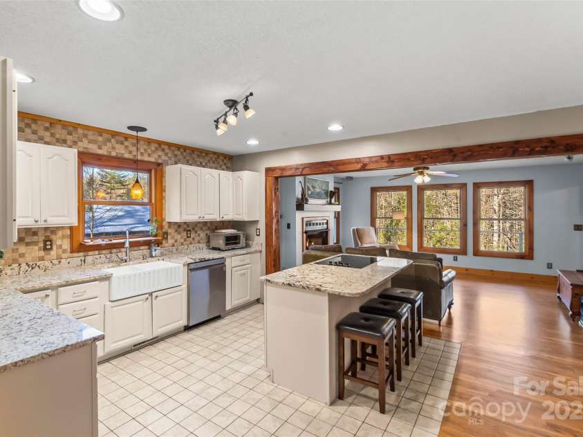 2773 Brigadoon Lane, Lenoir, NC 28645.  MLS# CAR4228334, YatesRealty ID 4509. 