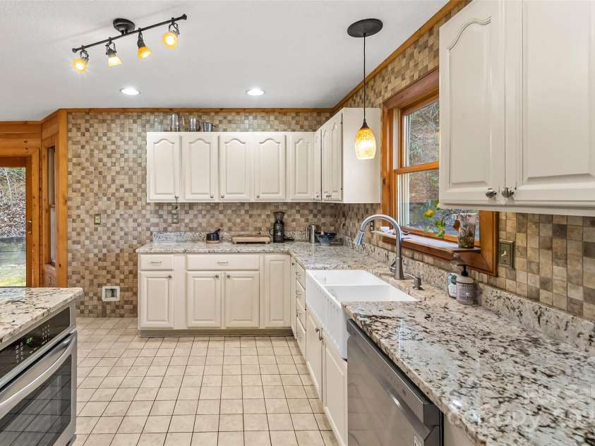 2773 Brigadoon Lane, Lenoir, NC 28645.  MLS# CAR4228334, YatesRealty ID 4509. 