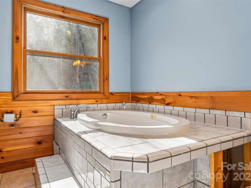 2773 Brigadoon Lane, Lenoir, NC 28645.  MLS# CAR4228334, YatesRealty ID 4509. 