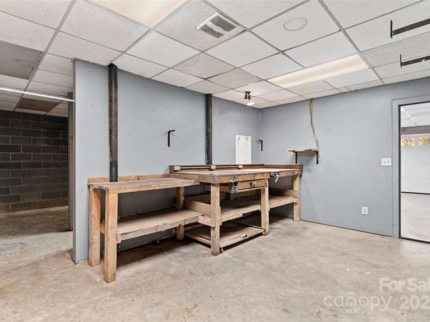 2773 Brigadoon Lane, Lenoir, NC 28645.  MLS# CAR4228334, YatesRealty ID 4509. 