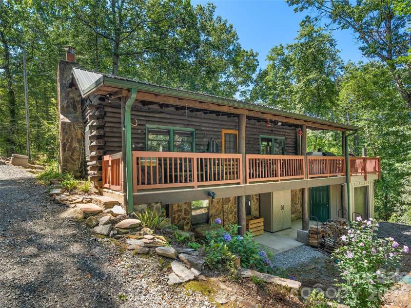 185 Rainbow Lake Drive, Brevard, NC 28712.  MLS# CAR4415603, YatesRealty ID 45090. 