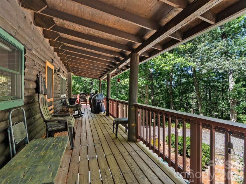 185 Rainbow Lake Drive, Brevard, NC 28712.  MLS# CAR4415603, YatesRealty ID 45090. 