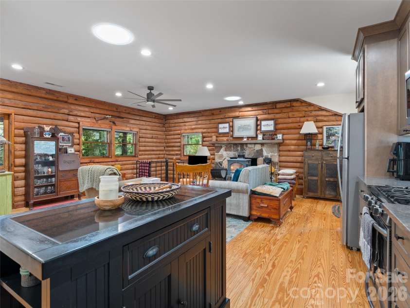 185 Rainbow Lake Drive, Brevard, NC 28712.  MLS# CAR4415603, YatesRealty ID 45090. 
