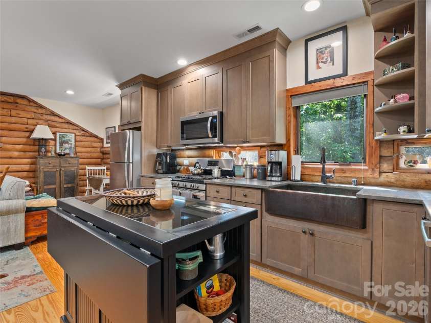 185 Rainbow Lake Drive, Brevard, NC 28712.  MLS# CAR4415603, YatesRealty ID 45090. 