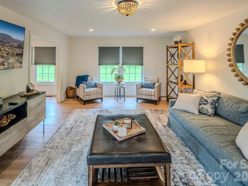 501 Jefferson Avenue, West Jefferson, NC 28694.  MLS# CAR4415743, YatesRealty ID 45093. 