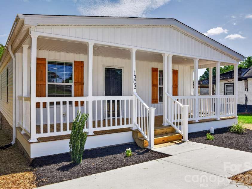 1303 Elrado Street, Burlington, NC 27217.  MLS# CAR4413497, YatesRealty ID 45094. 
