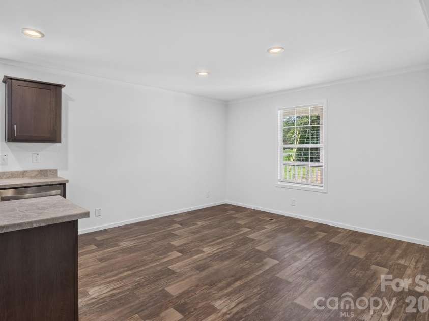 1303 Elrado Street, Burlington, NC 27217.  MLS# CAR4413497, YatesRealty ID 45094. Dining Area